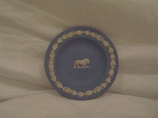 Wedgewood 'Leo' Plate